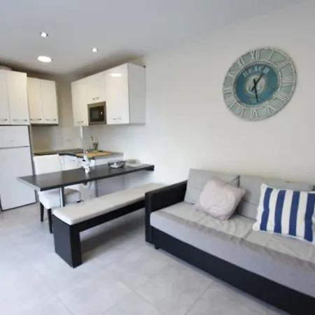 Book Jet - Ursula Top Floor & Speedy Wifi Apartman