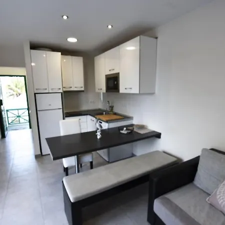 Apartment Book Jet - Ursula Top Floor & Speedy Wifi *