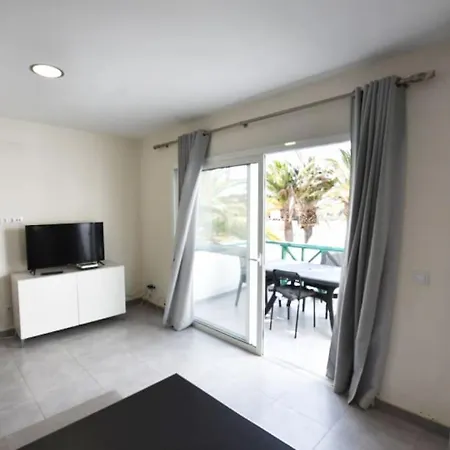 Apartment Book Jet - Ursula Top Floor & Speedy Wifi *